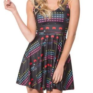 Blackmilk Space Invaders scoop skater sz L